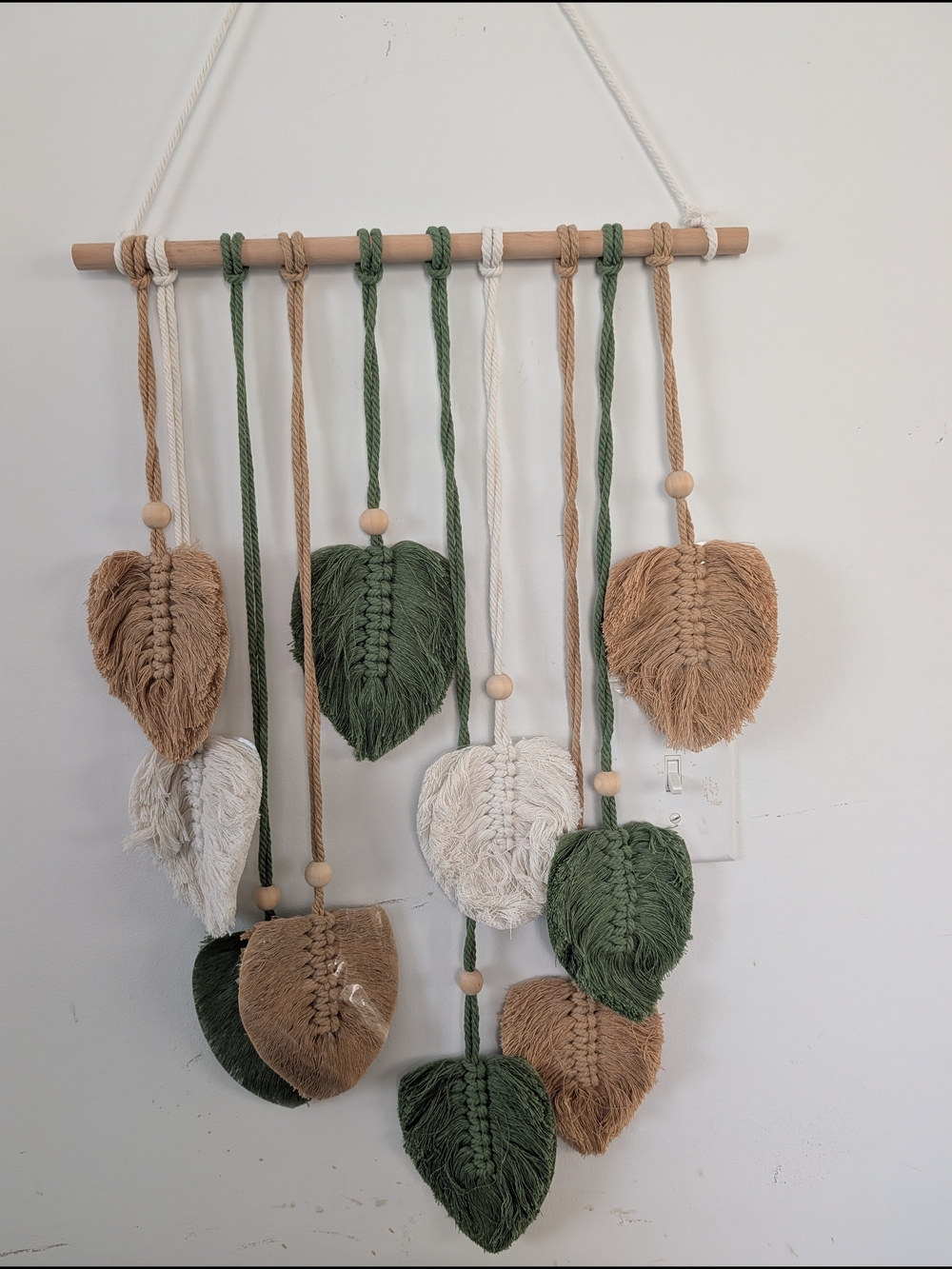 Macrame Leaf Wall Hanging - Green, Tan, White
